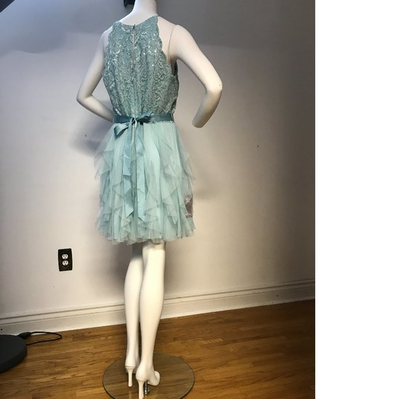 Le Chateau lace sequin tulle mesh sparkly dress mint green seafoam blue prom NWT - Picture 3 of 7